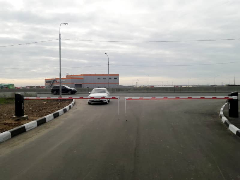 Шлагбаум DoorHan в Тюмени с установкой