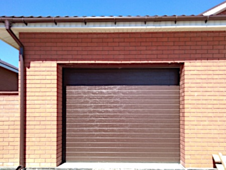 Алюминиевые гаражные ворота RSD01LUX 2500x2200 в Тюмени